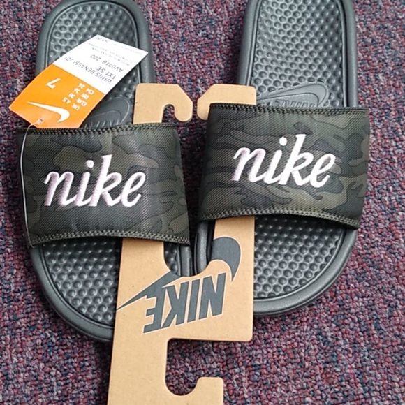 nike slides olive green